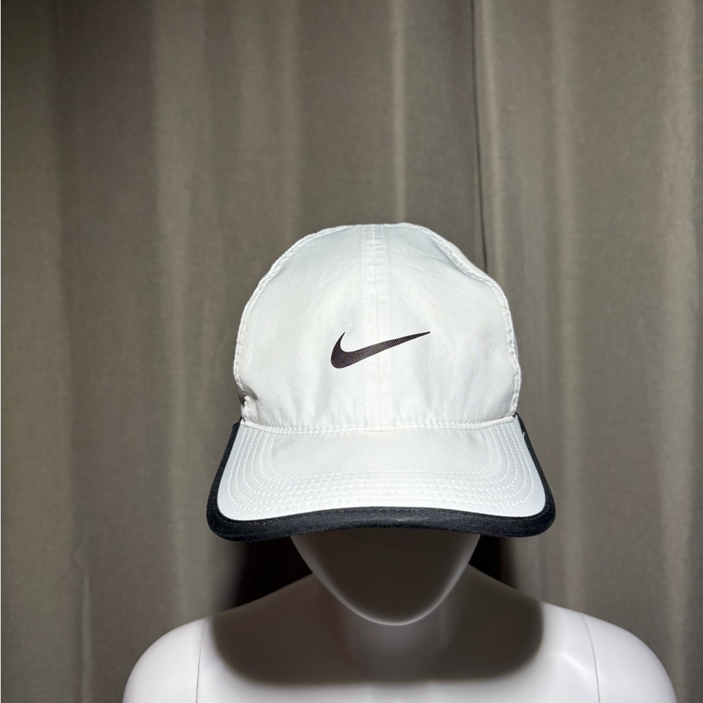 Nike Women's Hat in White with Black Accents